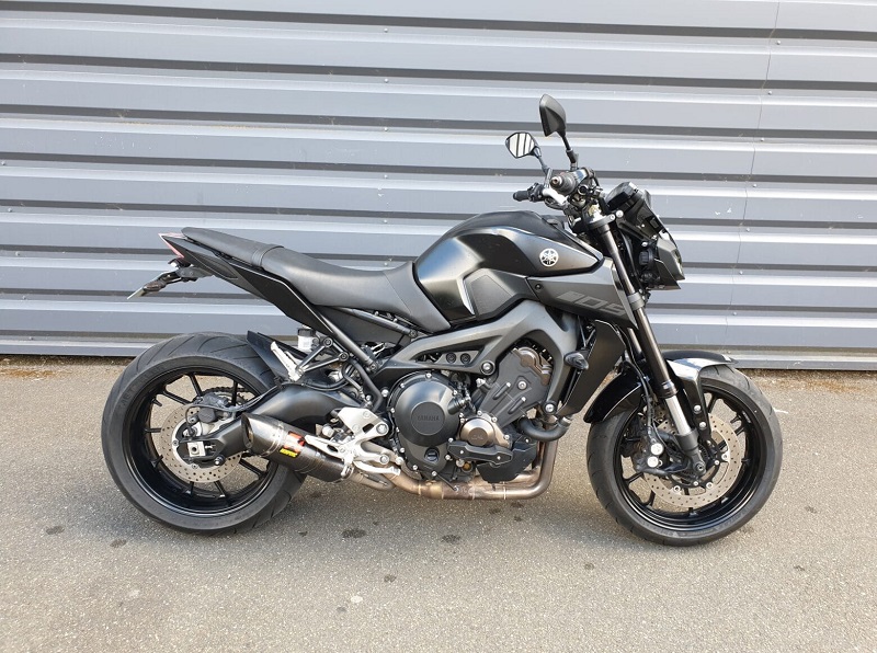 Essai de la Yamaha MT09, la moto la plus fun du marché