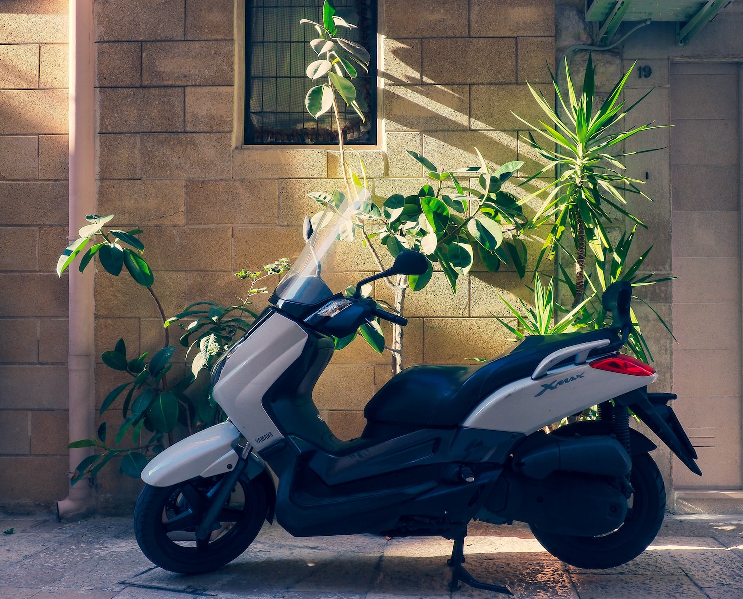 assurance scooter 125 